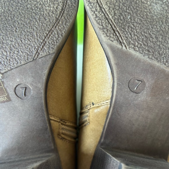 Mata Women’s Booties - Tan / Brown - Sz 7 - Picture 14 of 14